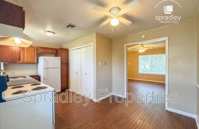 3212 Keller Rd