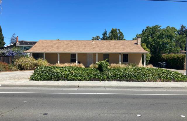 Single Family Home Centrally Located off Homestead Road - 637 East Homestead Road, Sunnyvale, CA 94087