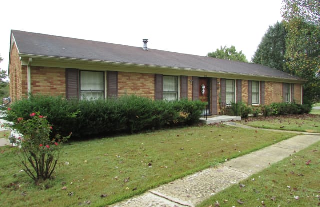 418 Hilltop Dr - 418 Hilltop Dr, Columbia, TN 38401