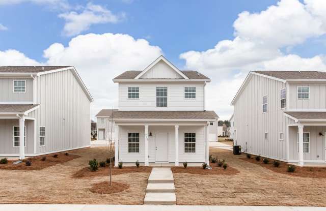 715 W. Vincent Drive in The Village At Lantern Walk - Pre-leasing July 2026!