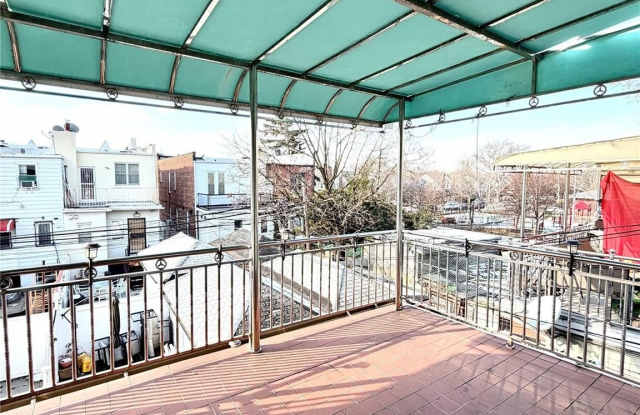 3006 85th Street unit: 2Nd Fl