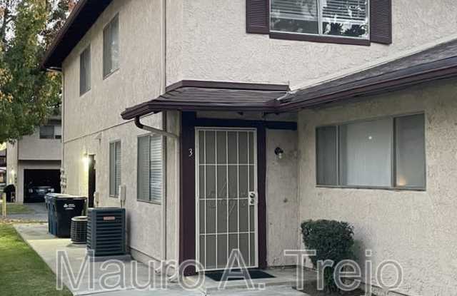 Photo of 1150 W Calle De Las Estrellas