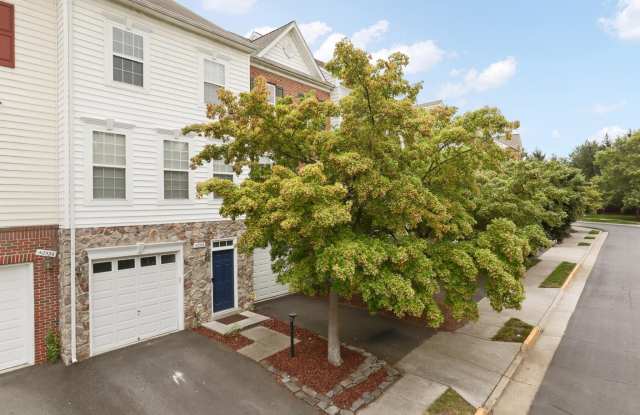 Photo of 42538 MAGELLAN Square