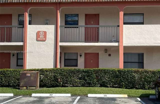 861 NE 207th Ter