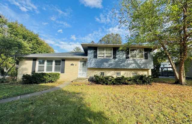 Photo of 1136 Laurel Lane