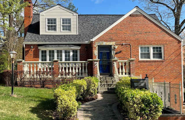 6308 JOSLYN PLACE unit: B