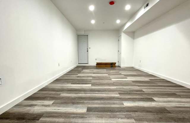 1134 MOUNT VERNON Street unit: 1