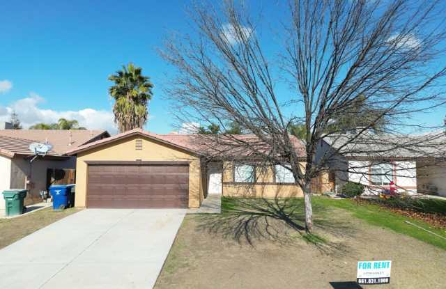 Cozy 3-Bedroom, 2-Bathroom Home in North Bakersfield