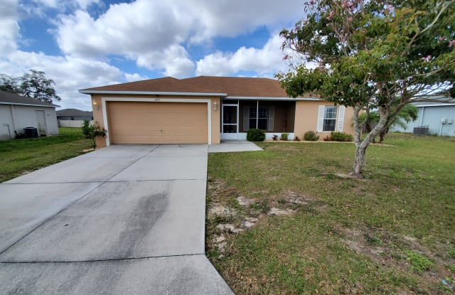 275 Lake Eloise Pointe Blvd - 275 Lake Eloise Pointe Boulevard, Polk County, FL 33880