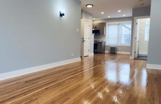 5060 N Wolcott Avenue