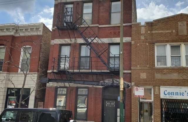 1528 N Ashland Avenue unit: 1R