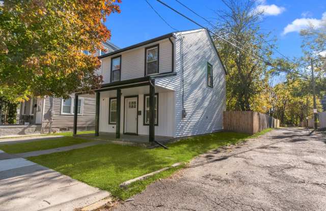 Fully renovated inside and out - 3 bedroom 1 bath Home in the historic Bristol Borough