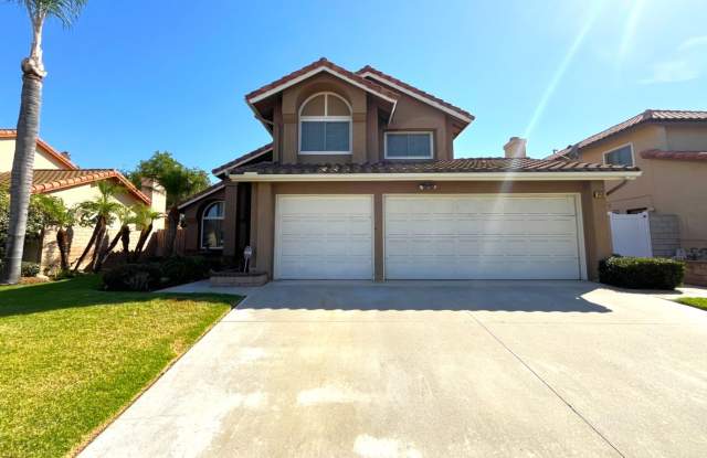 3 BED, 2.5 BATH In the city of Corona, CA