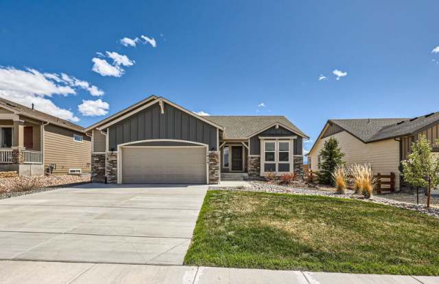 1079 Parkline Lane