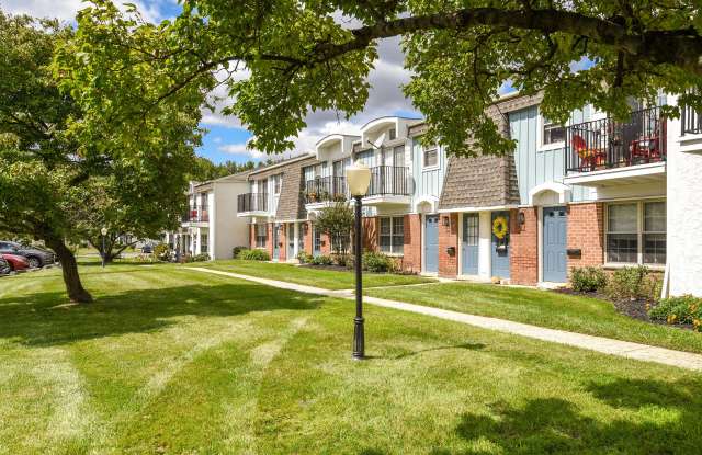 Photo of Heather Ridge Apartments