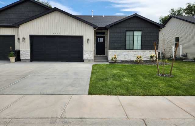 4811 Legacy Village Ln