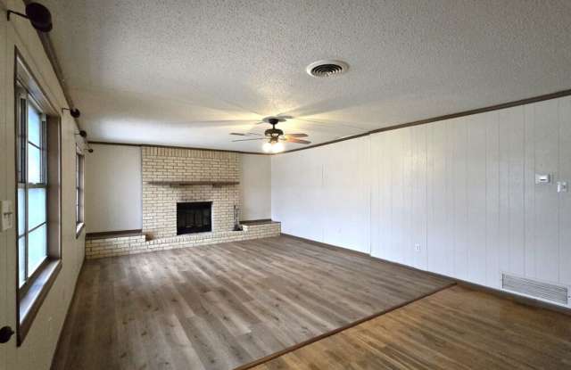 616 W. Ave. E, Copperas Cove, TX