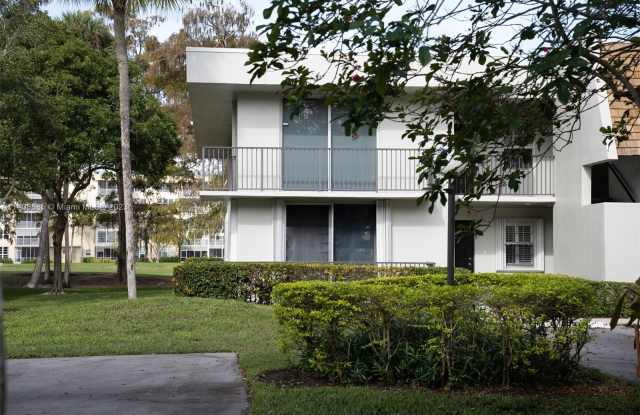 4009 N Cypress Dr