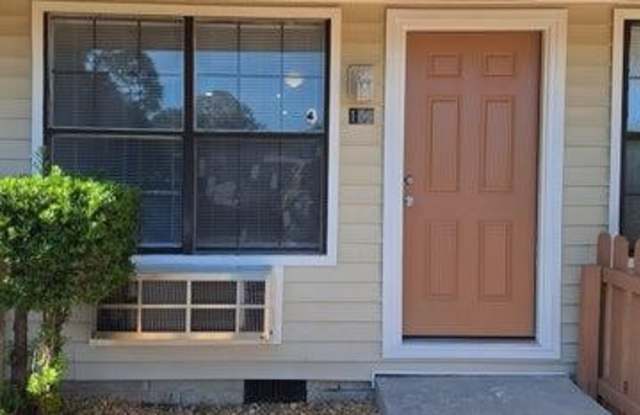 1700 Bottlebrush Drive