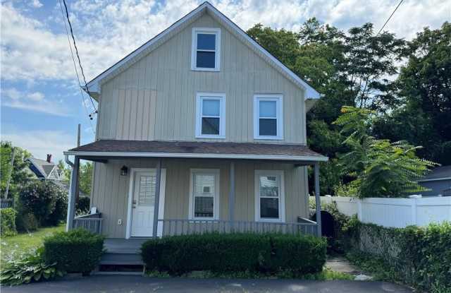 215 Ringgold Street