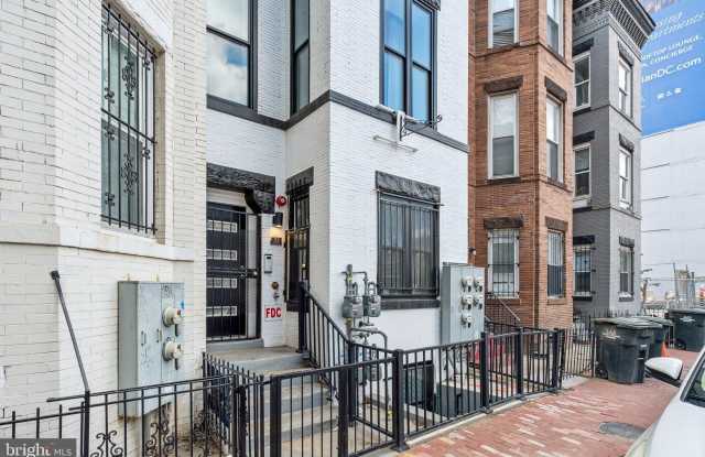 33 FLORIDA Avenue NE unit: 2