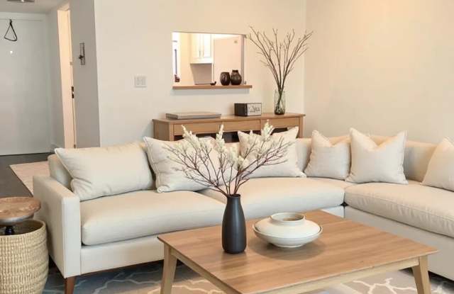 Photo of 6850 Royal Palm Boulevard