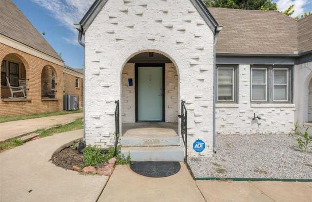 2835 NW 22nd Street