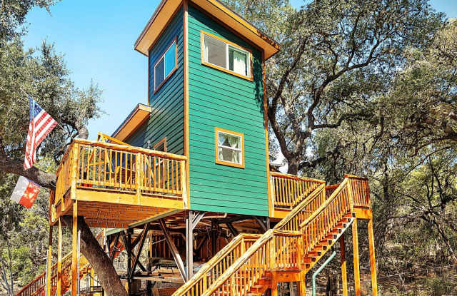 Photo of 105 Hi View Drive