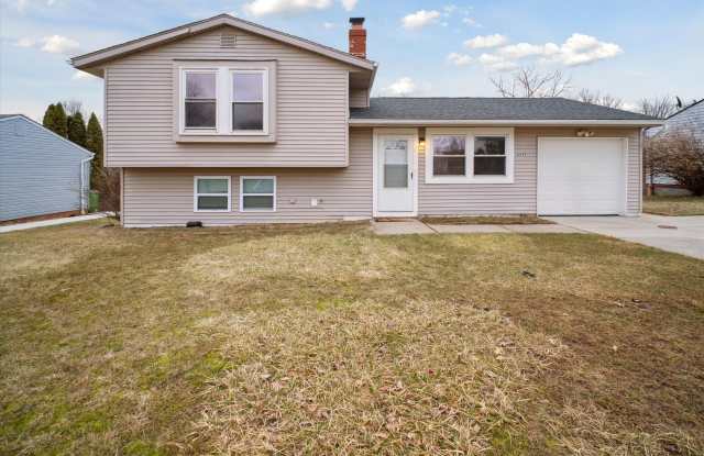 6699 DEER CT