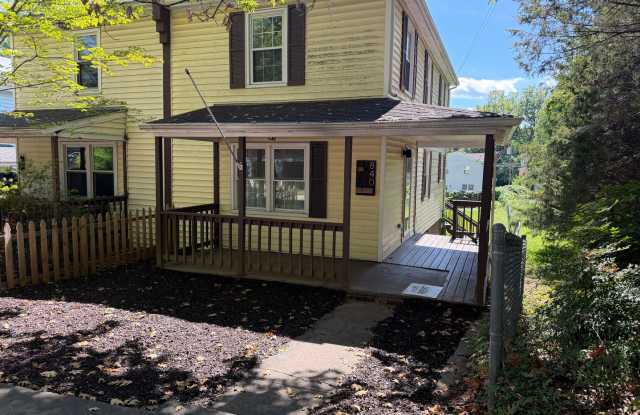 840 Estes Street - Walking Distance to UVA Medical Center!