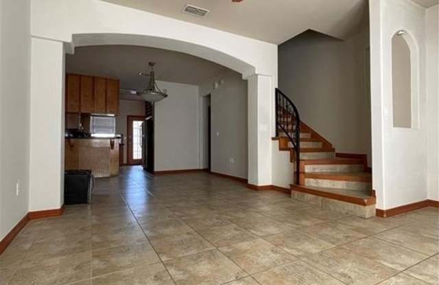 1305 E Olympia Avenue unit: A