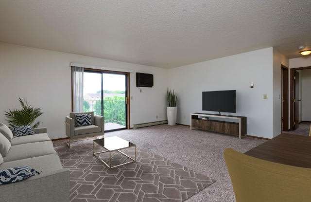 4802 15th Ave S Unit D11