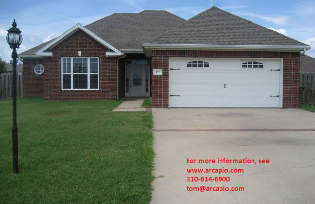 107 Greer St - 107 Greer Street, Pea Ridge, AR 72751