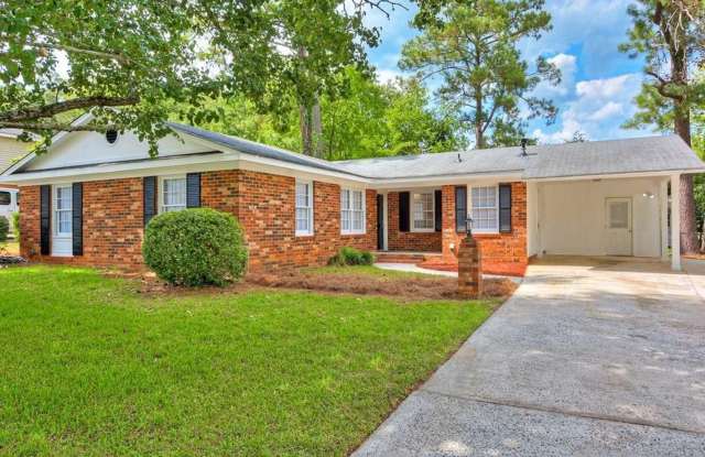 Updated 3 Bedroom 2 Bath off Furies Ferry!