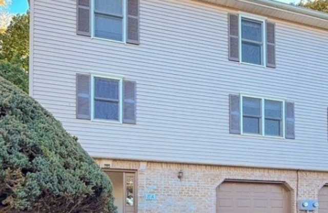 Photo of 8 Magnolia Ct