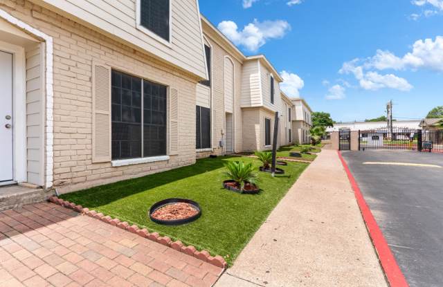 Photo of Falls of Chelsea Lane Apartments