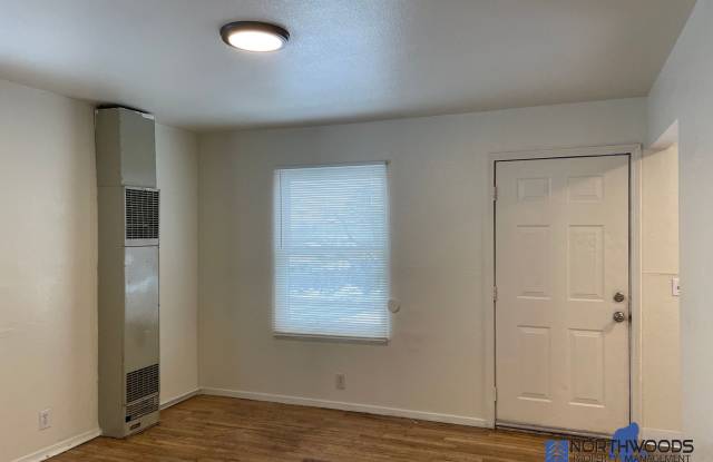 Nice 1 Bedroom 1 Bath Upstairs Apartment