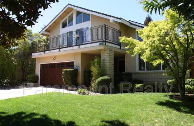 1109 Mcintosh Creek Dr