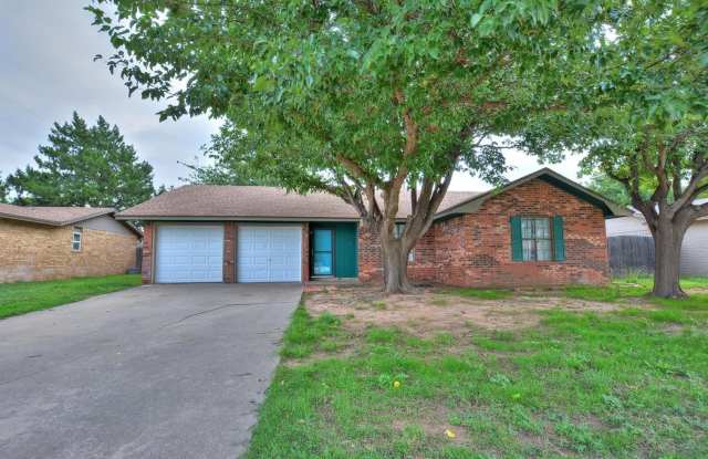 8203 Lynnhaven Avenue - 8203 Lynnhaven Avenue, Lubbock, TX 79423