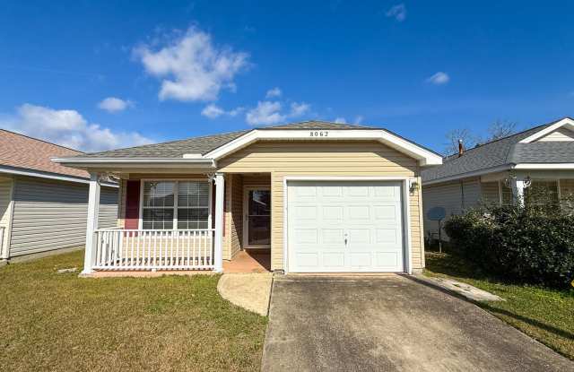 Photo of 2 Bedroom 2 Bath Cottage Home for Rent in Pensacola, FL