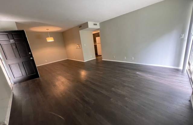 Photo of 1591 Park City Road