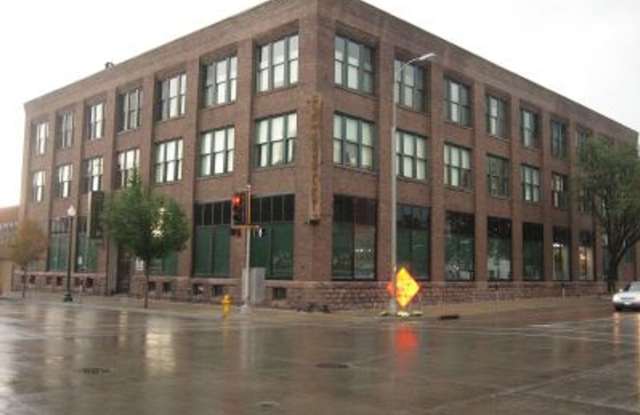 Stunning Lofts in the Heart of Downtown Sioux Falls! - 400 North Main Avenue, Sioux Falls, SD 57104