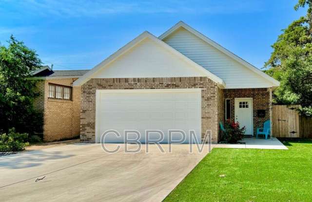 Photo of 3003 28th St