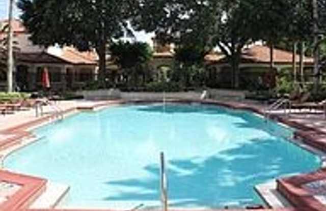 829 Camargo Way Unit 203