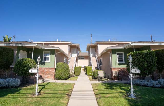 Photo of 3311 West Alameda Avenue - C