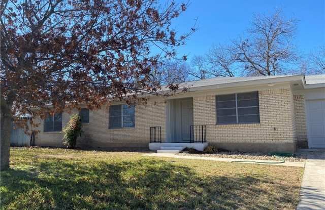 Photo of 706 Forest Drive