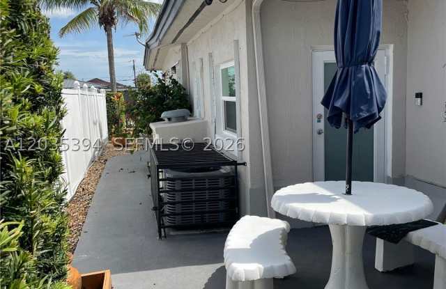 3333 W 4th Ave
