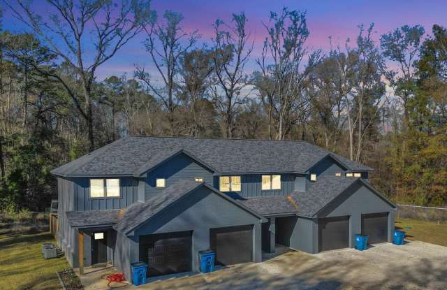 Photo of 11722 Farm to Market Road 16 - 4