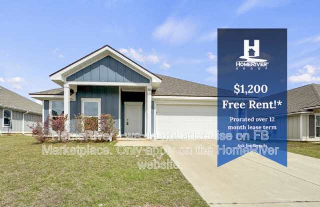 1182 Hayward Loop