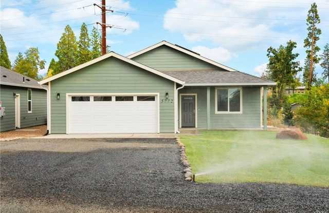 Another Great Paradise Home Available Off of Black Olive!